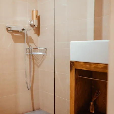 Seascape 度假居 *