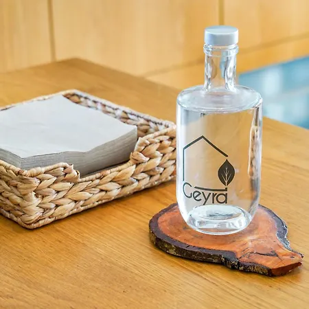 Seascape Tatil Evi Apúlia